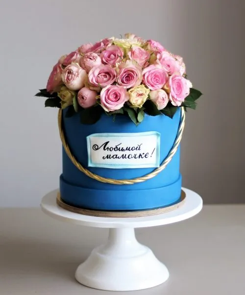Торт Коробка С Цветами 310