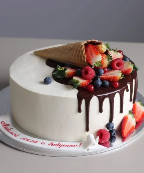 Торт Рожок Ягод 348