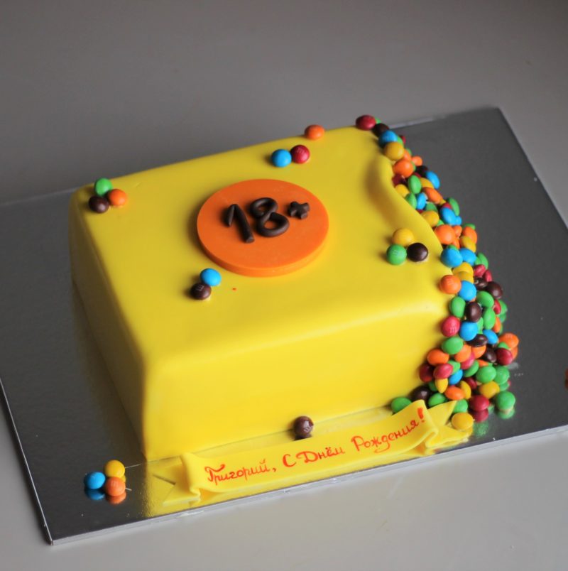 Торт M&M’s 453