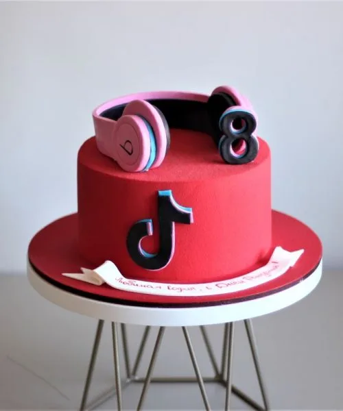 Торт Наушники Социальные Сети 1126