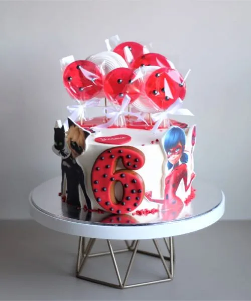 Торт Леди Баг 1300