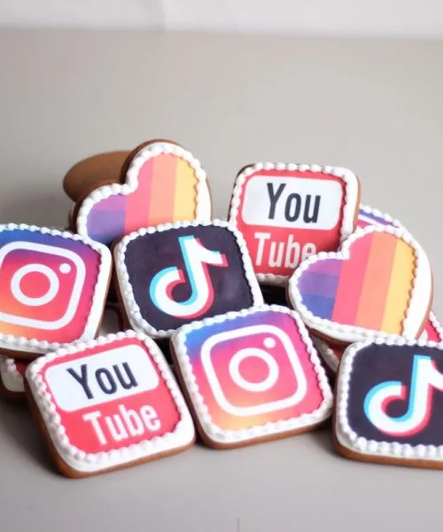 Имбирный Пряник Социальные Сети 1729