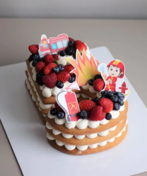 Торт Цифра Пожарный 2012