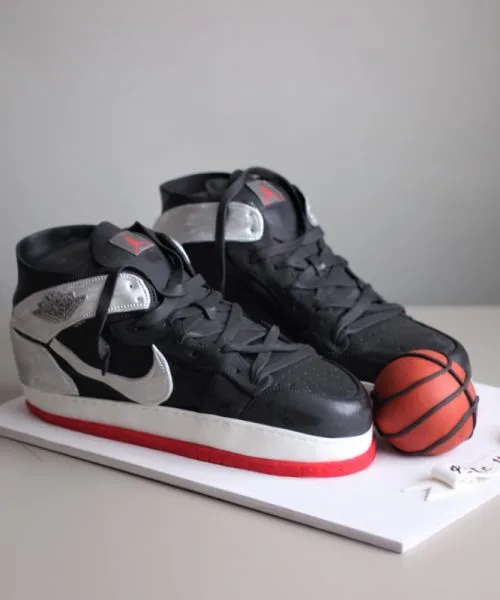 Торт Кроссовки Найк 2411