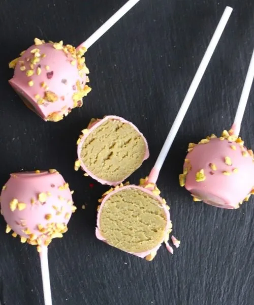 Фисташковый В Клубничном Шоколаде